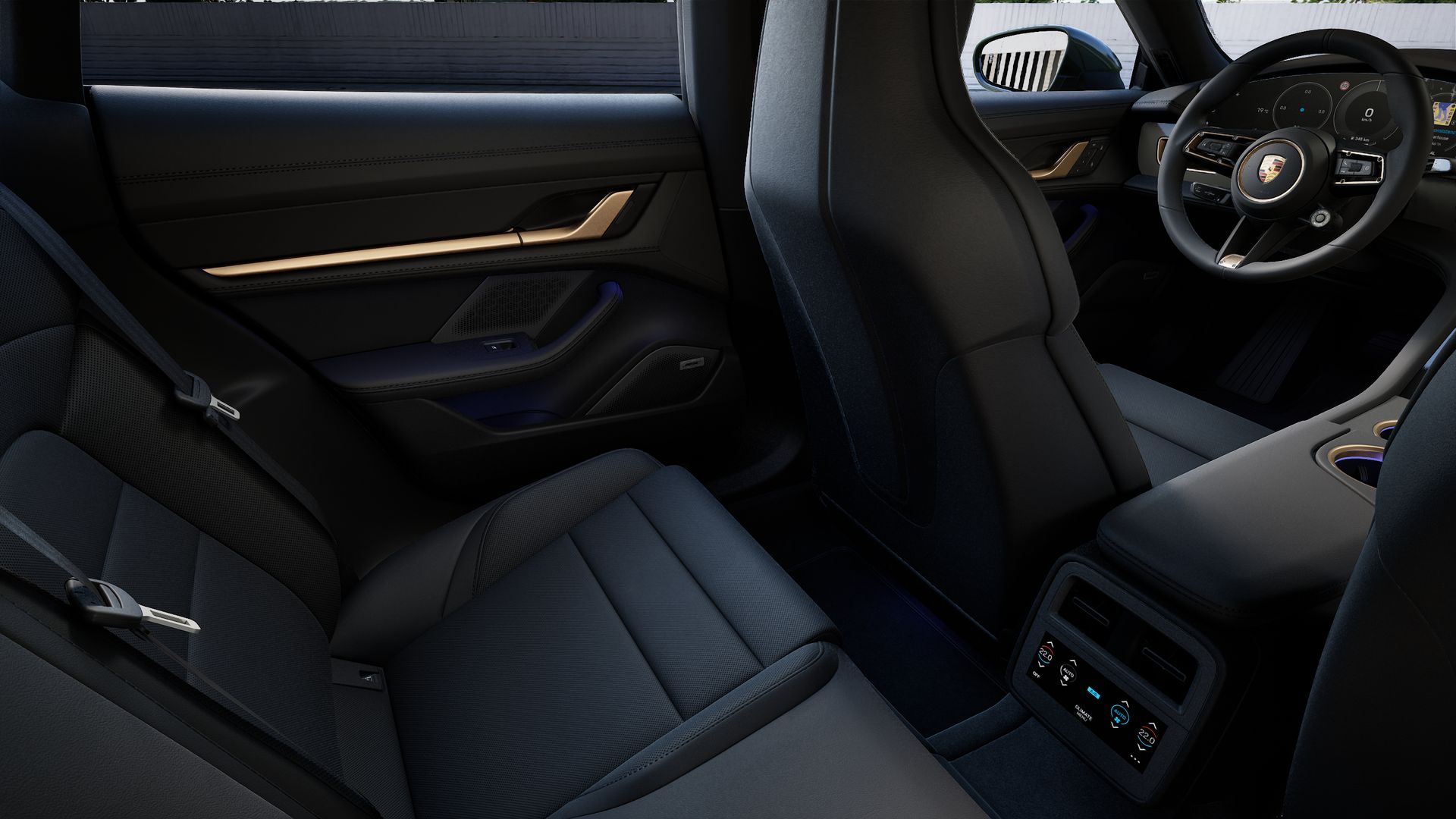 Interior view showing the back seats of Taycan 4S