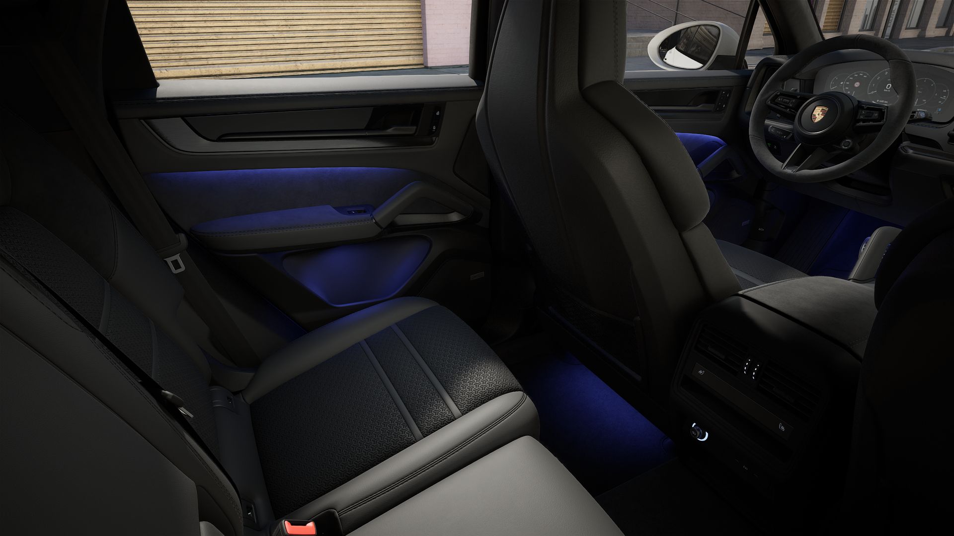 Vista interna che mostra i sedili posteriori di Cayenne GTS