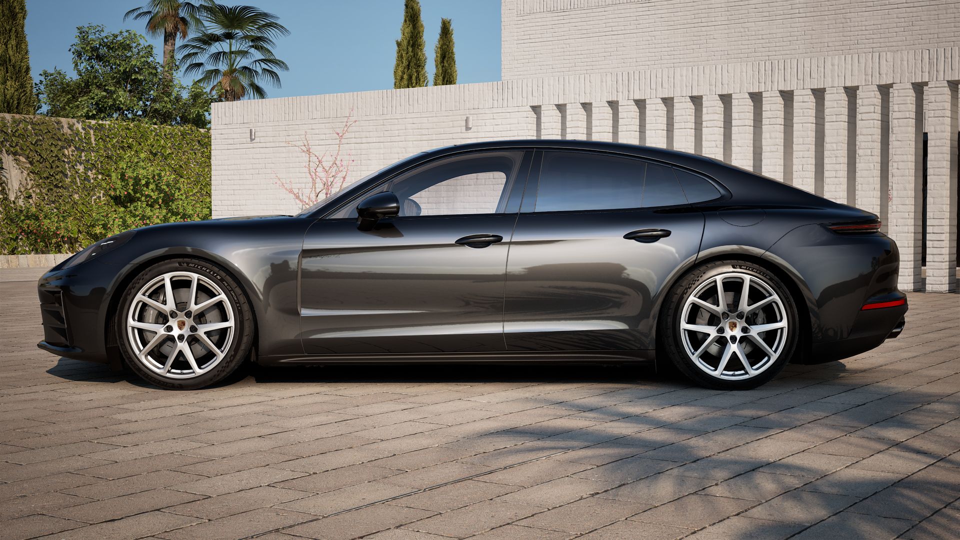 Die Außenansicht von Panamera 4 E-Hybrid zeigt die linke Seite des Fahrzeugs