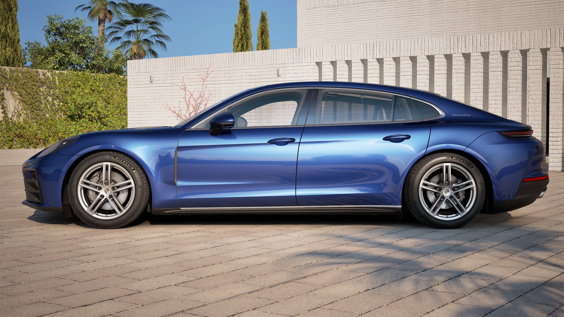 Panamera 行政加长版 外观图，显示汽车左侧