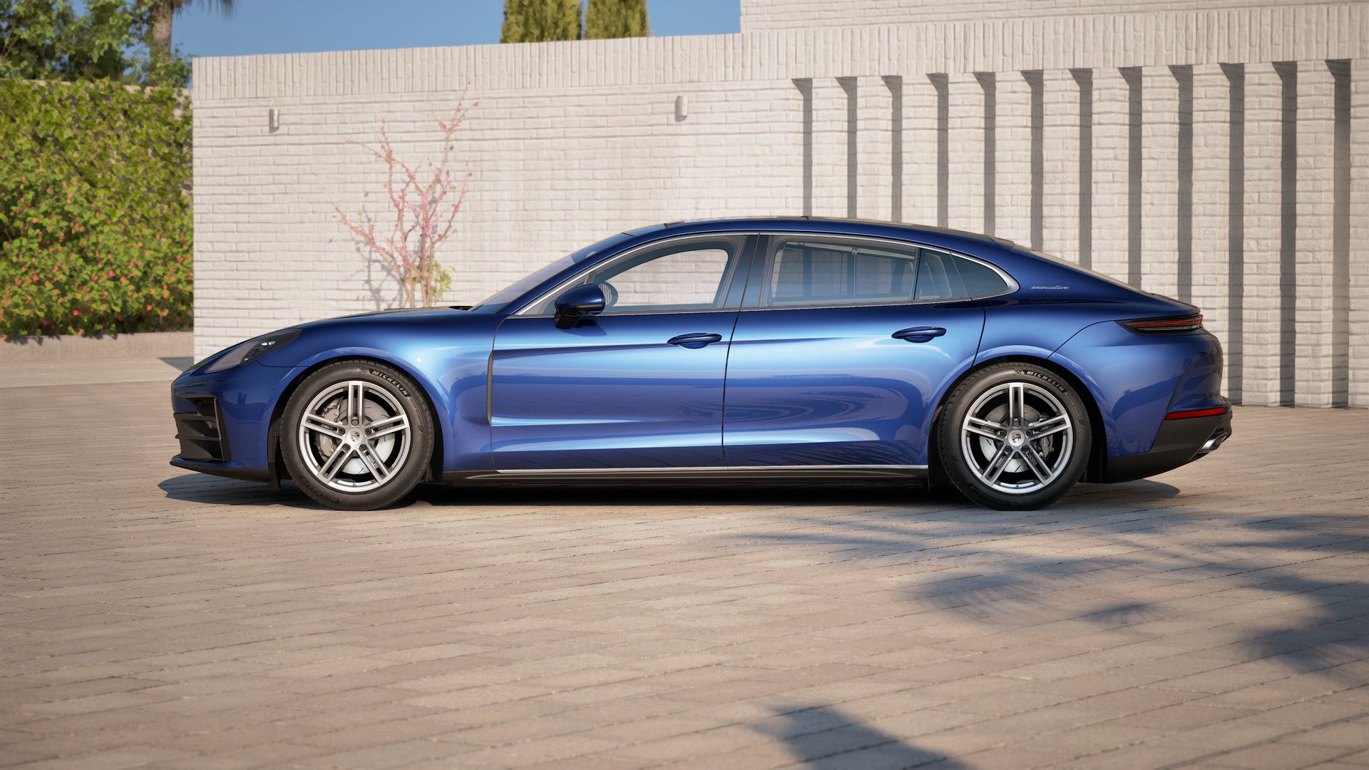 Exterior view of Panamera 4 Executive showing the left side of the car