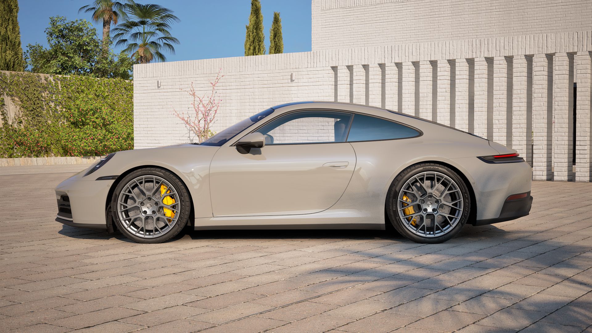 911 Carrera 4S side view