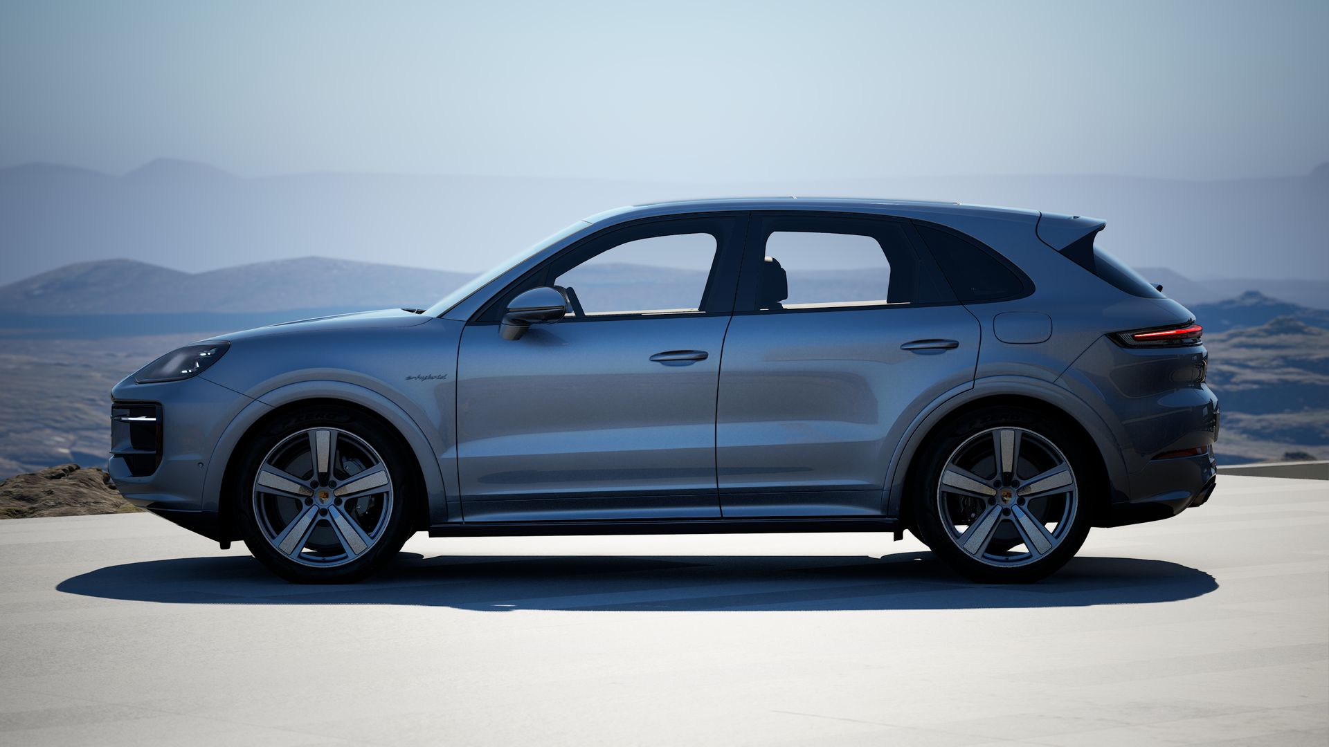 Cayenne S E-Hybrid side view