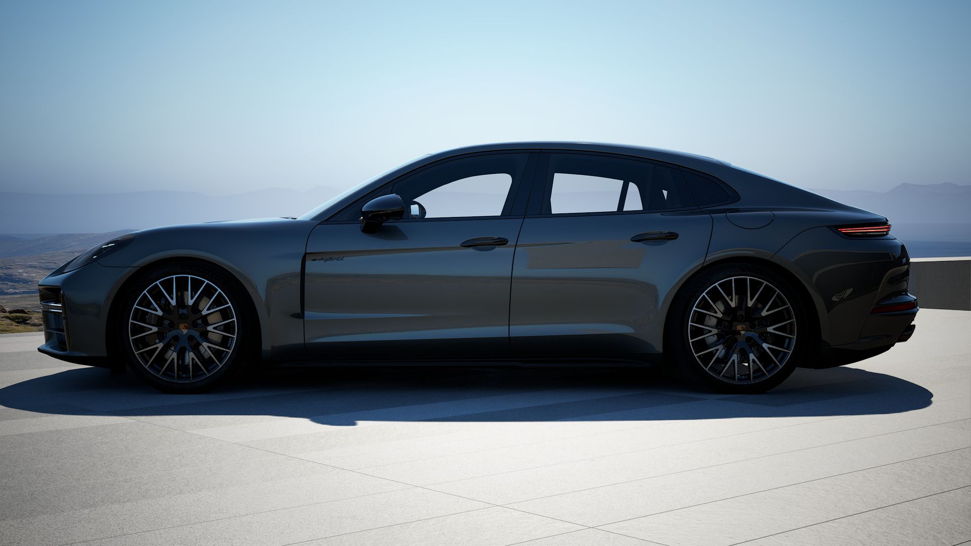 Panamera 4 E-Hybrid side view
