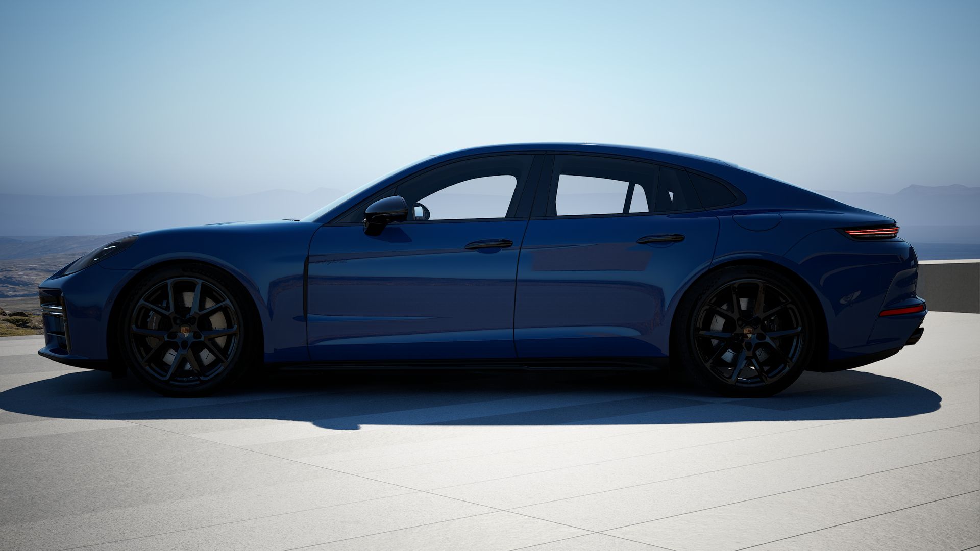 Panamera 4S E-Hybrid side view