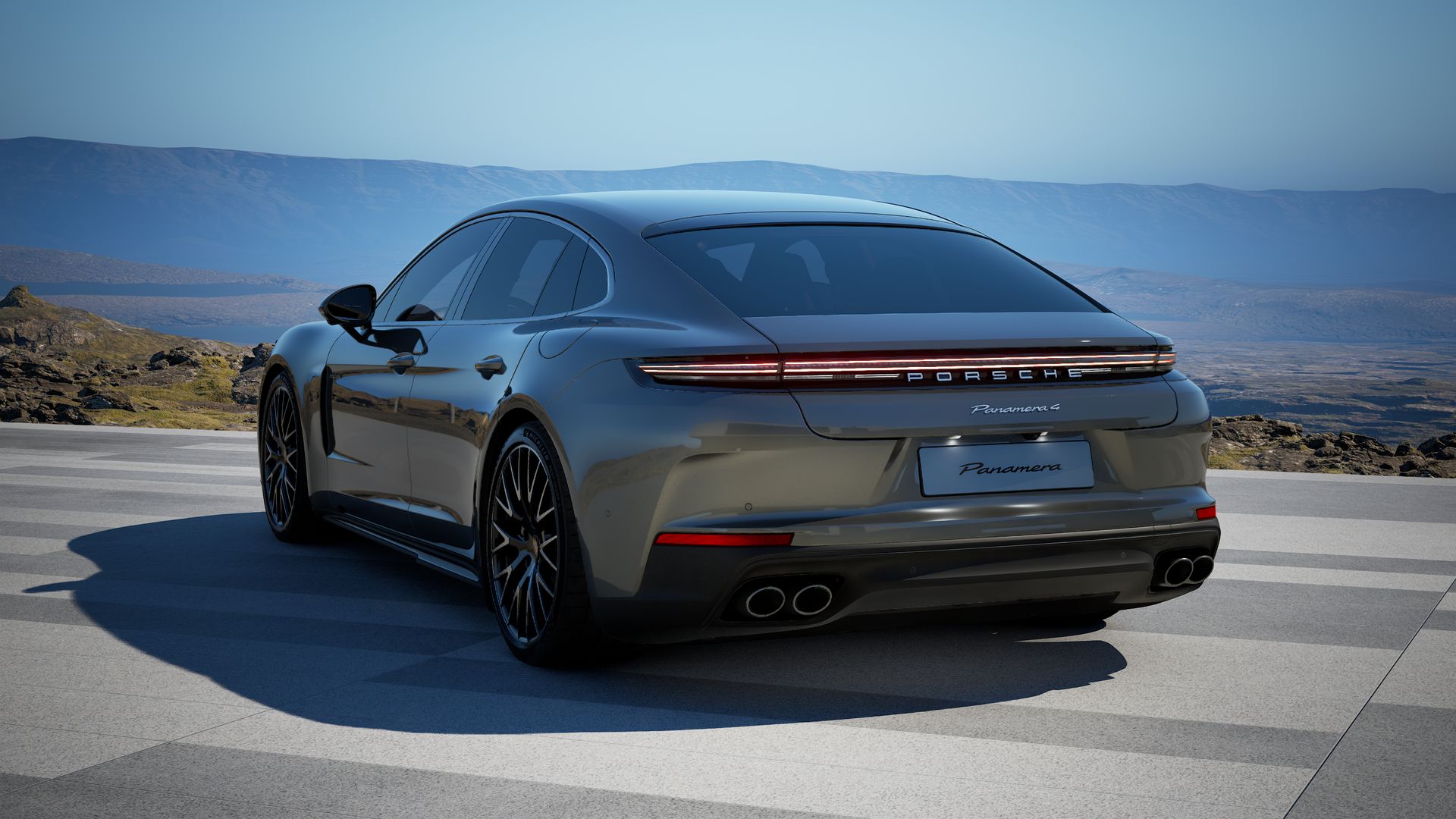 Panamera 4 E-Hybrid 背面図