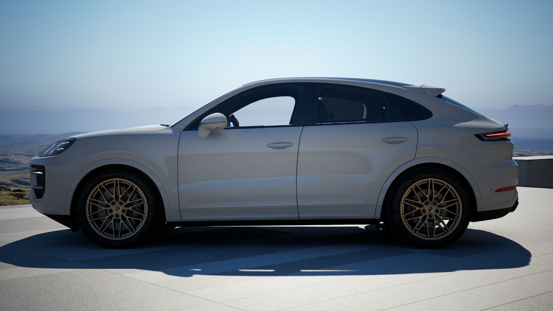 Cayenne S Coupé side view