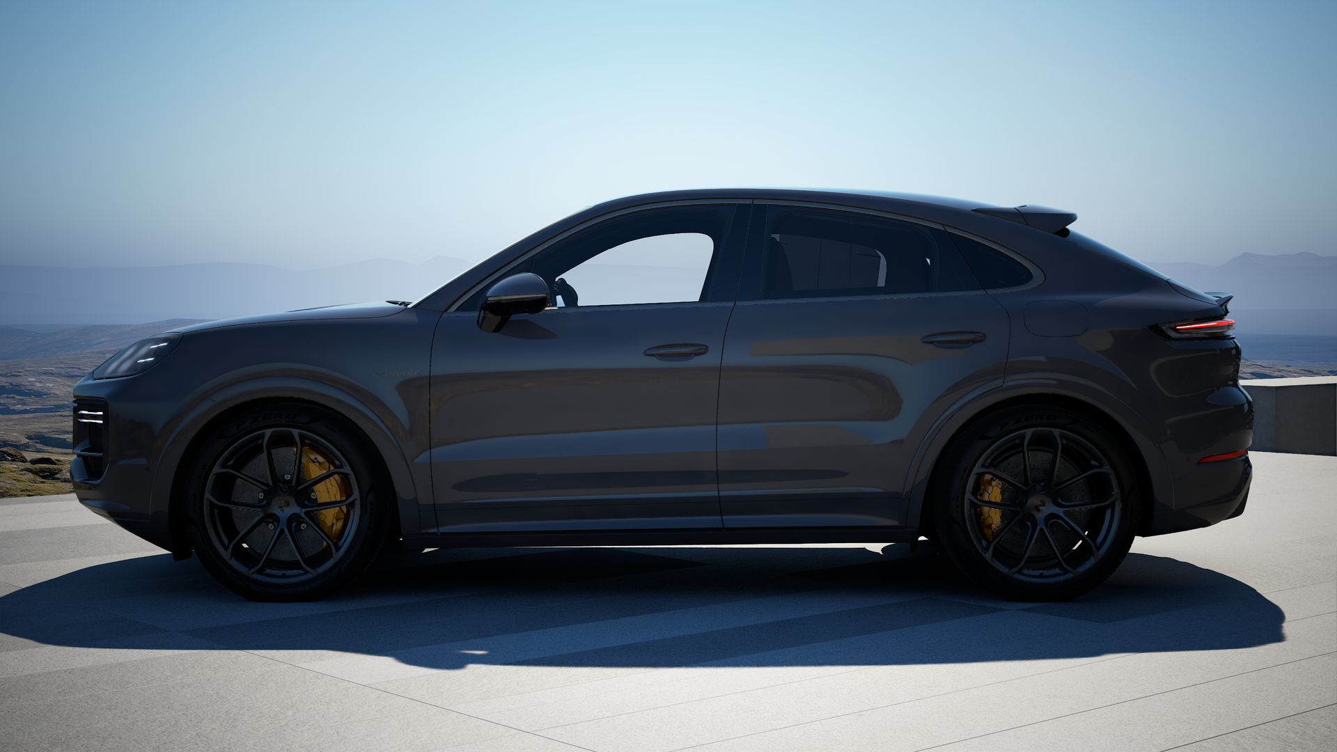 Cayenne Turbo E-Hybrid Coupé side view