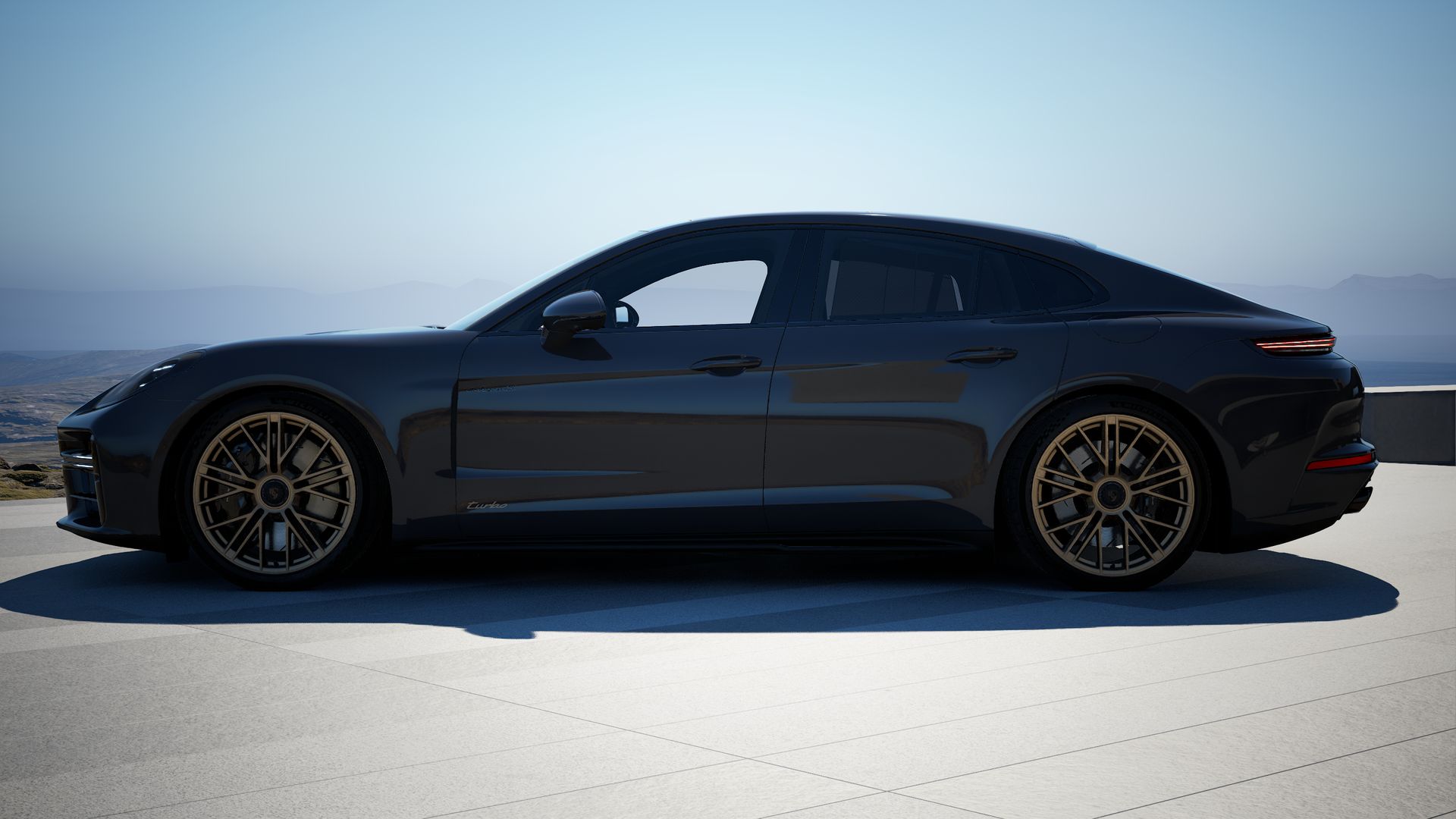 Panamera Turbo E-Hybrid side view
