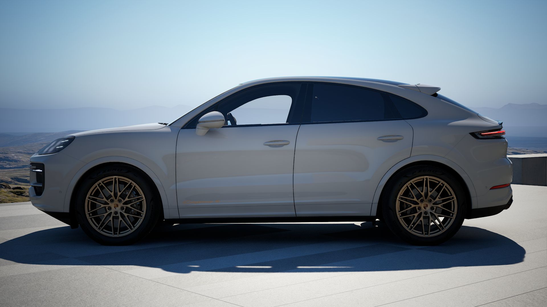 Cayenne S Coupé side view