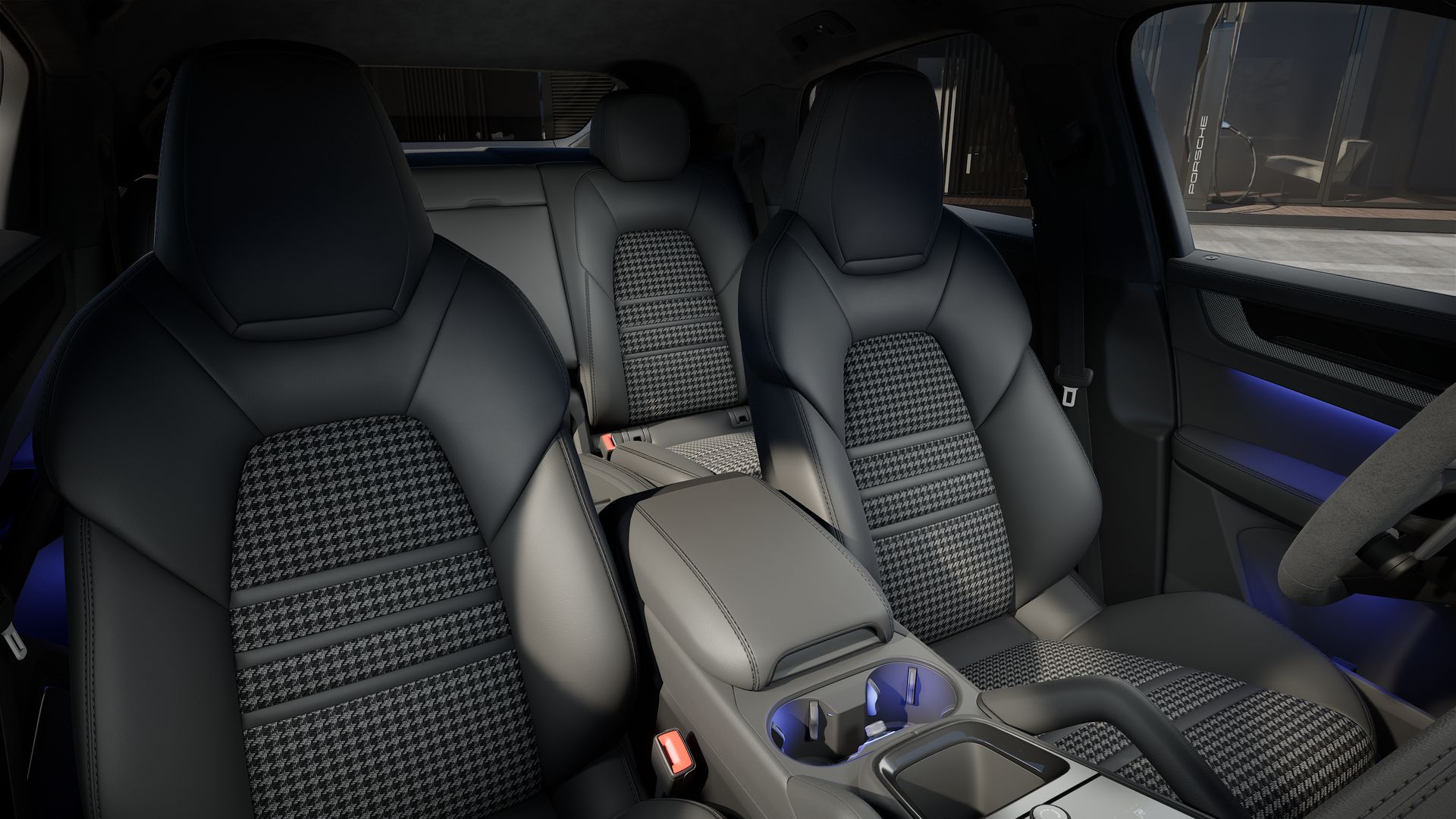 Cayenne GTS Coupe vista interior.