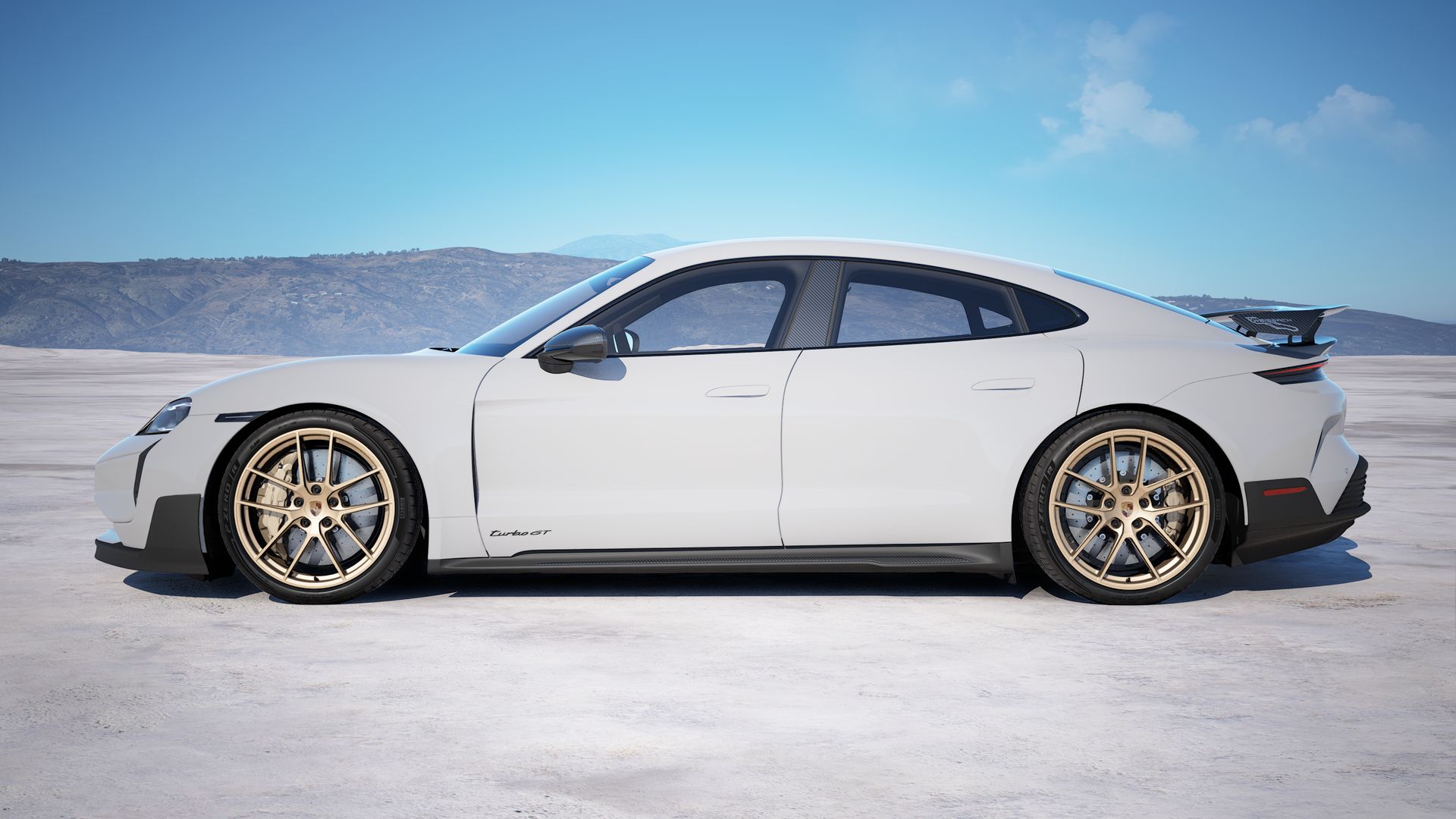 Taycan Turbo GT with Weissach Package vista lateral.