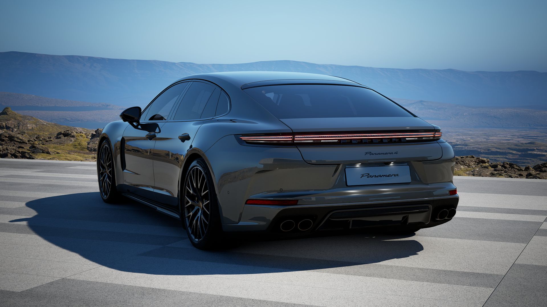 Panamera 4 back view