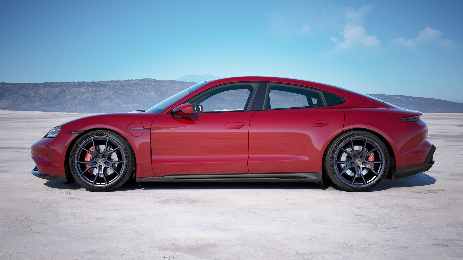 Taycan GTS side view