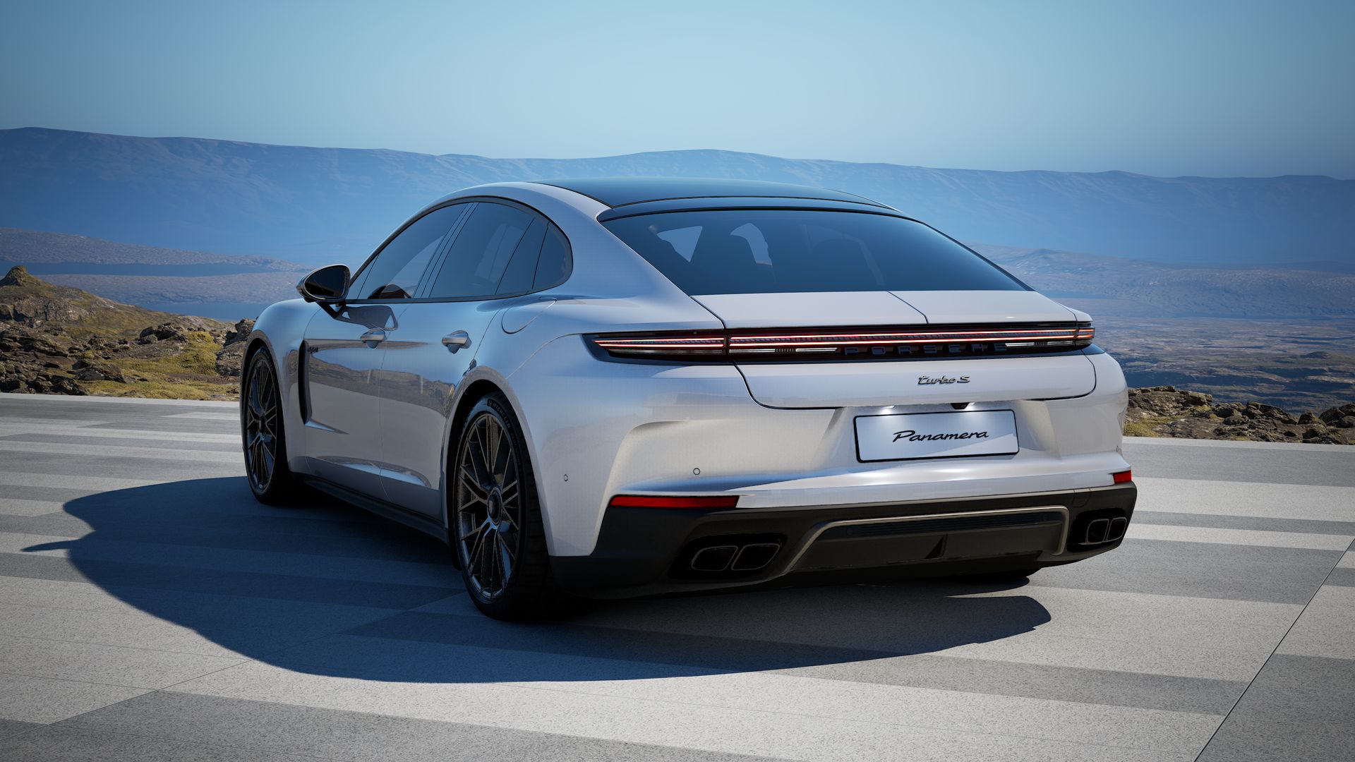 Panamera Turbo S E-Hybrid back view