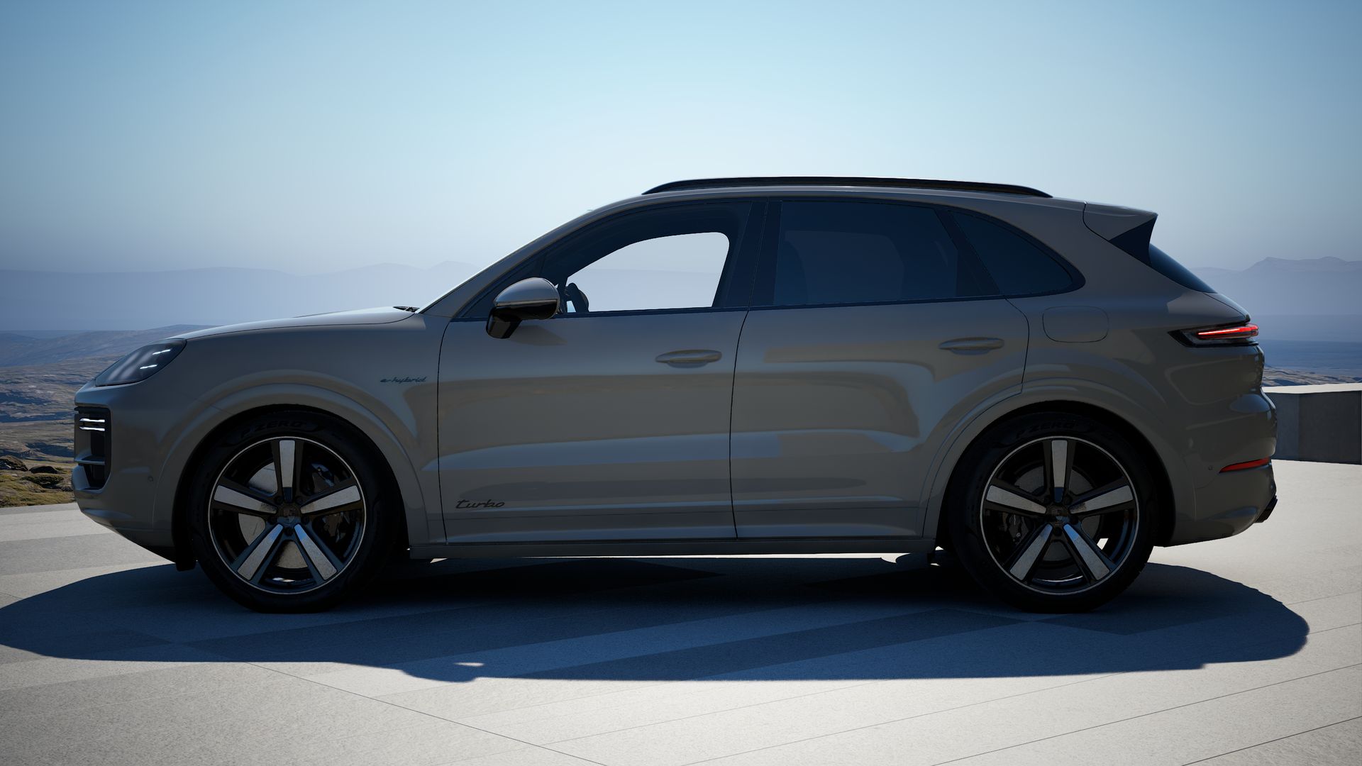 Cayenne Turbo E-Hybrid side view