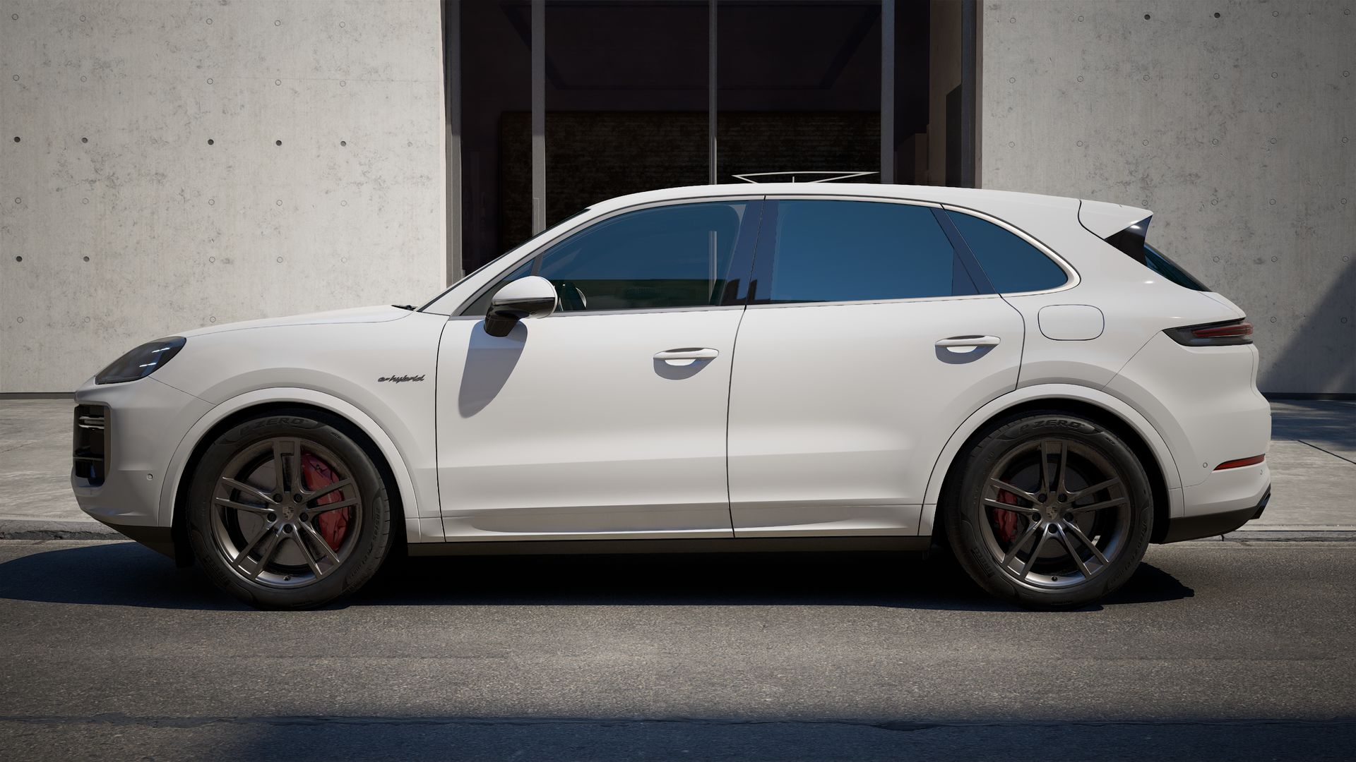 Exterior view of Cayenne Turbo E-Hybrid showing the left side of the car