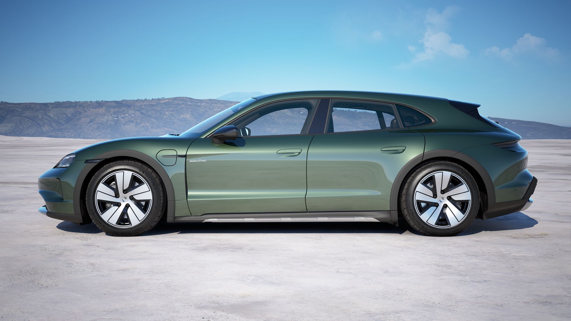 Exterior view of Taycan 4 Cross Turismo showing the left side of the car