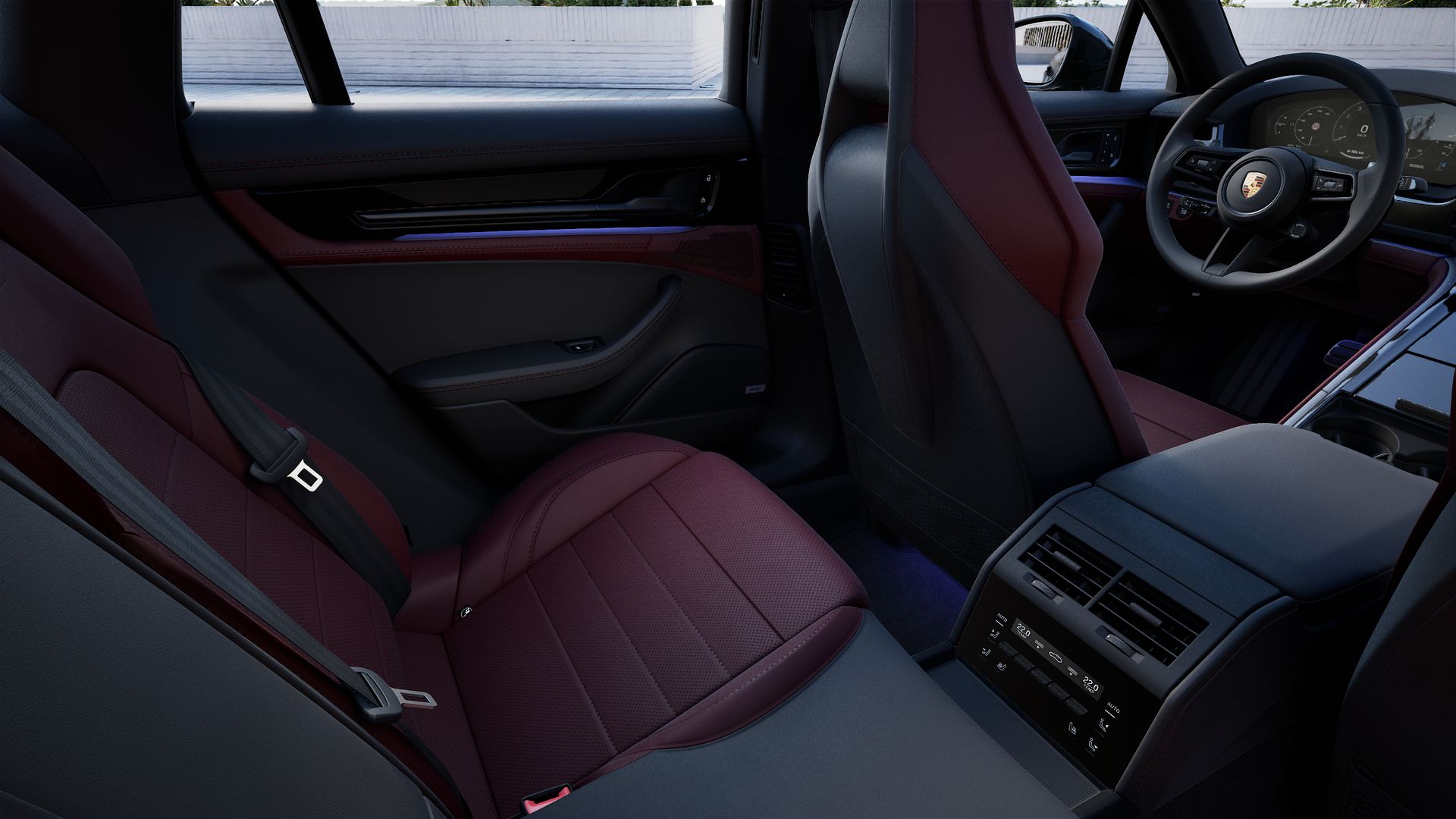 Interior view showing the back seats of Panamera