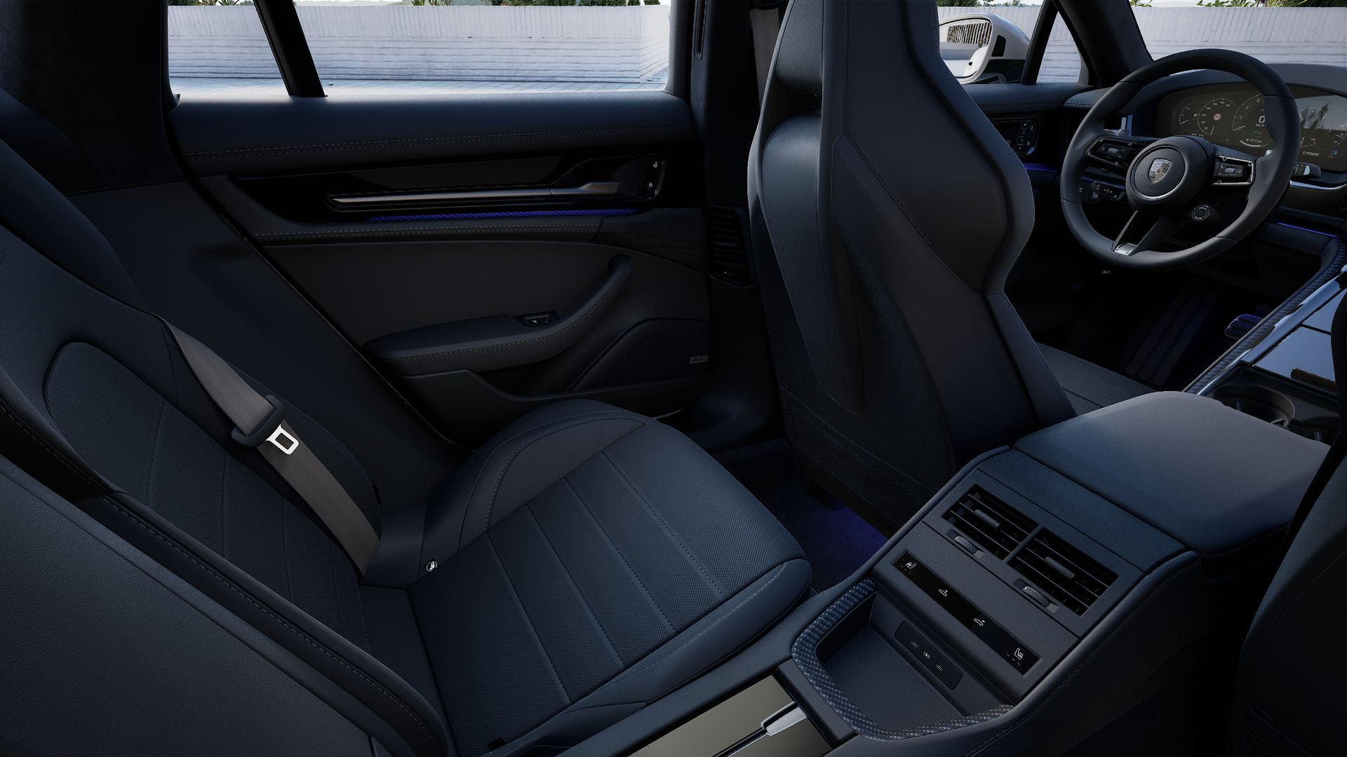 Interior view showing the back seats of Panamera Turbo E-Hybrid