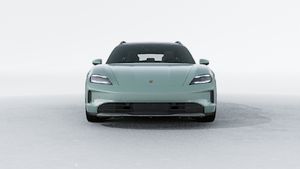 Exterior view of Taycan 4 Cross Turismo showing the front of the car