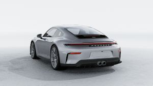 Vista esterna di 911 GT3 con pacchetto Touring che mostra il retro e il lato sinistro della vettura