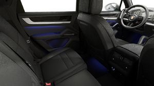 Innenansicht mit den Rücksitzen von Cayenne E-Hybrid