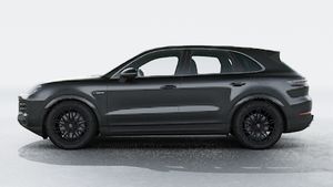 Die Außenansicht von Cayenne E-Hybrid zeigt die linke Seite des Fahrzeugs
