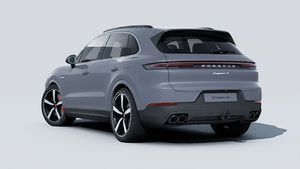 Vista esterna di Cayenne S E-Hybrid che mostra il retro e il lato sinistro della vettura