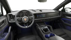 Innenansicht mit Lenkrad und Armaturenbrett von Cayenne GTS
