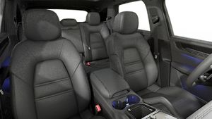 Innenansicht mit den Vordersitzen von Cayenne S E-Hybrid Black Edition