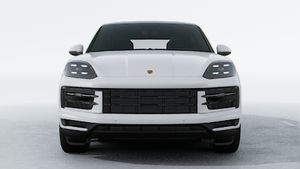 Außenansicht von Cayenne S Coupé mit Blick auf die Vorderseite des Fahrzeugs