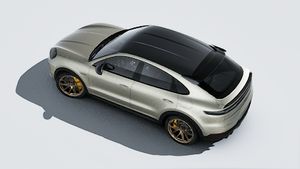 Außenansicht von Cayenne Turbo E-Hybrid Coupé mit GT-Paket von oben gesehen