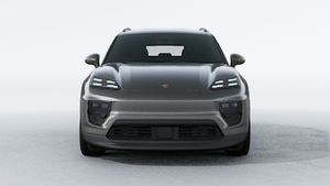 Vue extérieure de Macan 4 montrant l'avant de la voiture