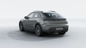 Vue extérieure de Macan 4 montrant l'arrière et le côté gauche de la voiture