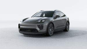 Vue extérieure de Macan 4 montrant l'avant et le côté gauche de la voiture