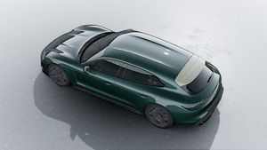 Außenansicht von Taycan GTS Sport Turismo von oben gesehen