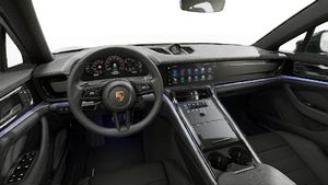 Innenansicht mit Lenkrad und Armaturenbrett von Panamera 4S E-Hybrid