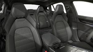 Innenansicht mit den Vordersitzen von Panamera 4S E-Hybrid