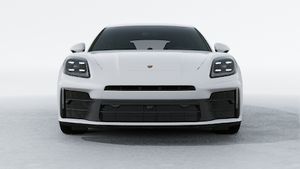 Vista esterna di Panamera 4S E-Hybrid che mostra la parte anteriore della vettura