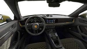 方向盘和仪表盘的内部视图 911 Spirit 70