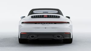 911 Carrera Cabriolet 外观图，显示汽车尾部