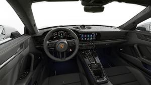 方向盘和仪表盘的内部视图 911 Carrera 4 GTS