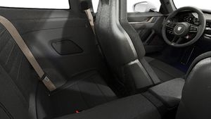 Interior view showing the back seats of 911 Turbo S