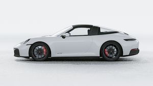911 Targa 4 GTS 外观图，显示汽车左侧