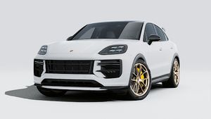 Exterior view of Cayenne Turbo GT showing the front and left side of the car