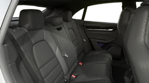 Macan 长续航版的内饰图片