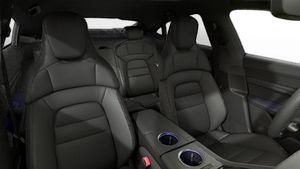 前排座椅内景 Taycan 4