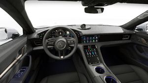 方向盘和仪表盘的内部视图 Taycan Turbo