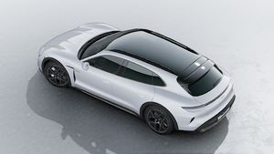 从高处俯瞰 Taycan Turbo Cross Turismo 外观